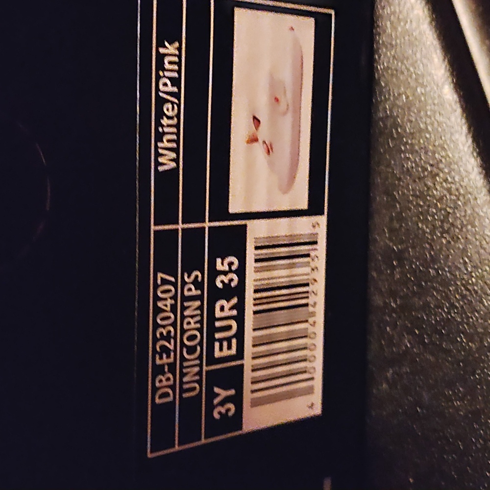 Slippers - Picture 5 of 5